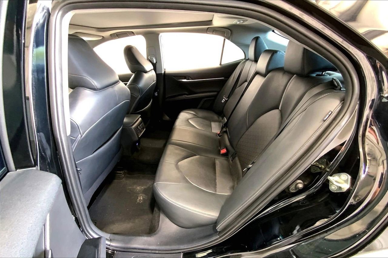 Used 2020 Toyota Camry XSE image 24