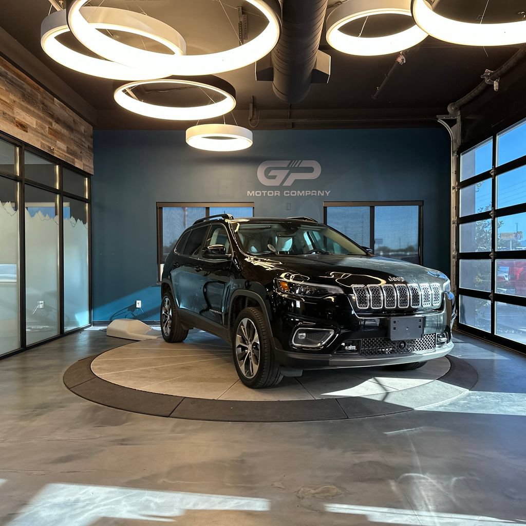 Used 2022 Jeep Cherokee Limited w/ Elite Package