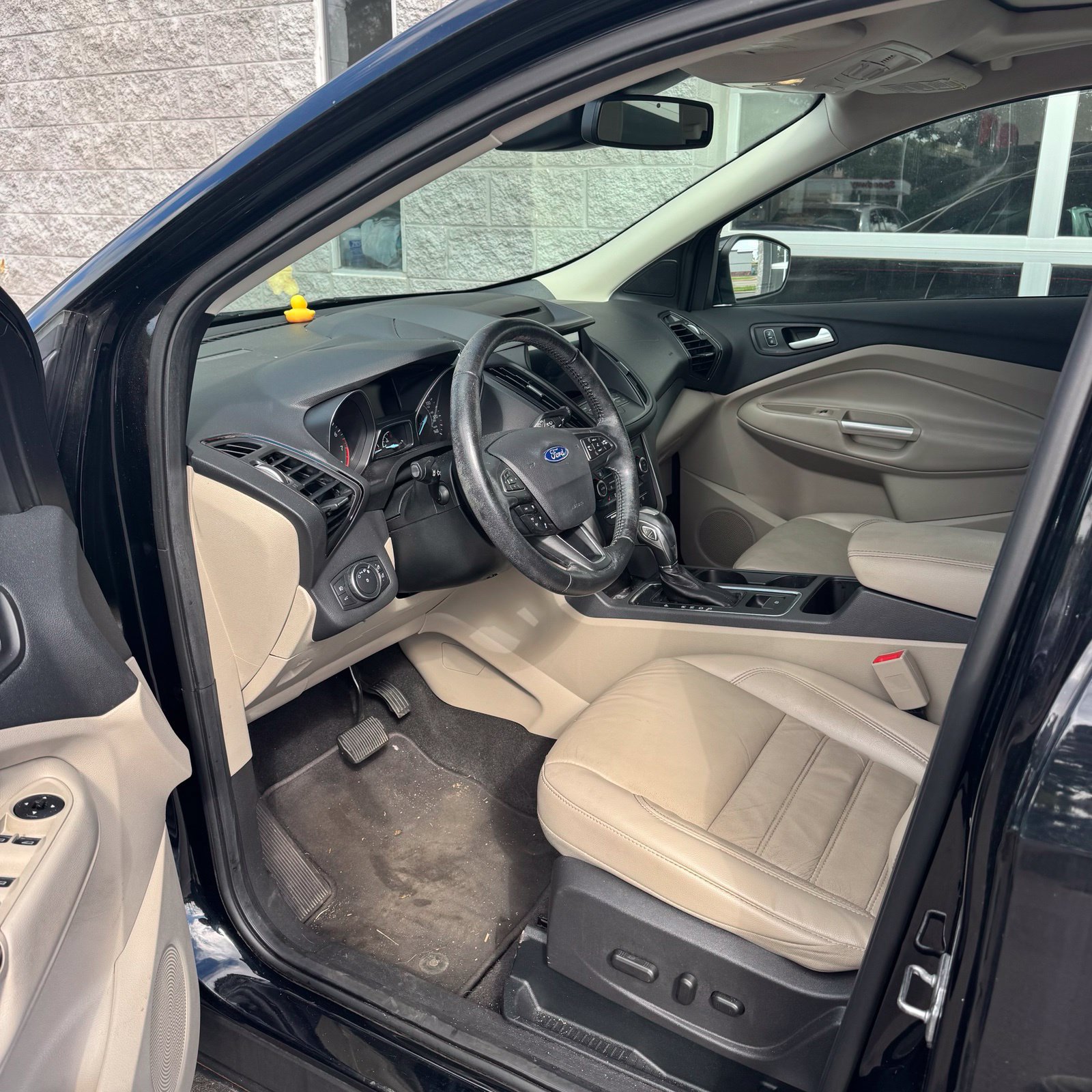 Used 2018 Ford Escape SEL w/ Ford Safe & Smart Package FWD image 8