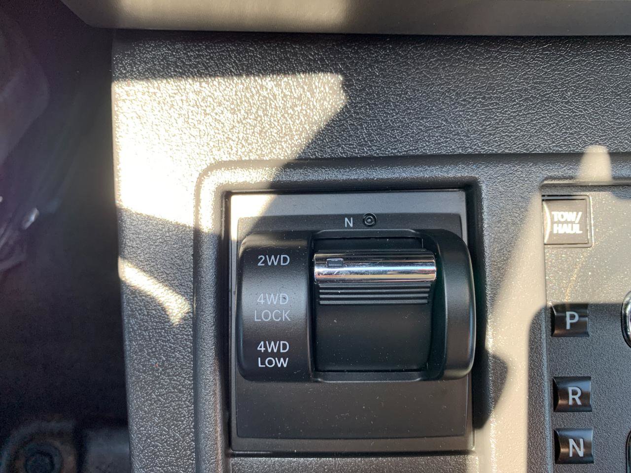 Used 2012 Jeep Liberty Sport AWD/4WD image 24