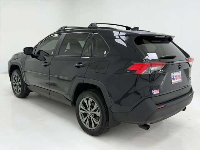 Used 2025 Toyota RAV4 XLE Premium AWD/4WD image 37