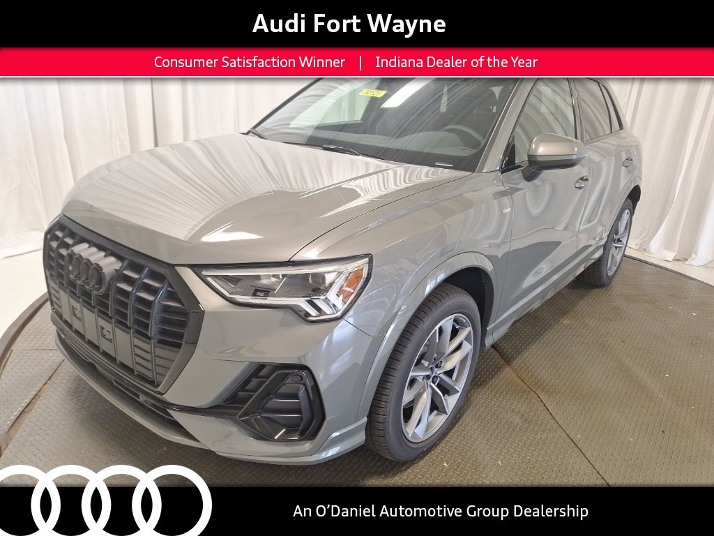 New 2025 Audi Q3 2.0T Premium