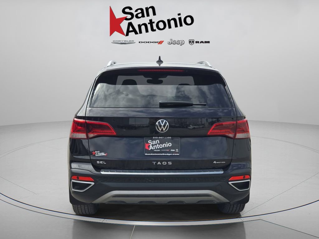 Used 2024 Volkswagen Taos SEL image 7
