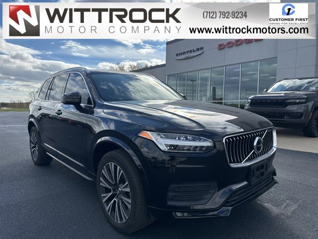 Used 2022 Volvo XC90 T6 Momentum w/ Climate Package
