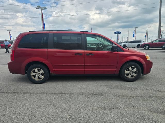 Used 2008 Dodge Grand Caravan SE FWD image 2
