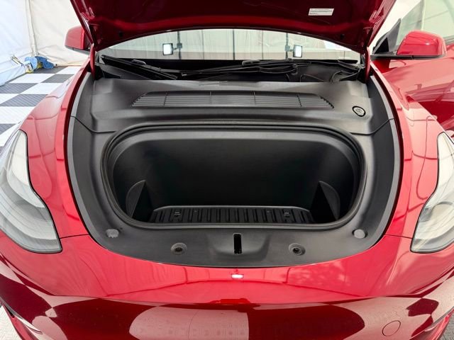 Used 2024 Tesla Model Y Long Range image 9