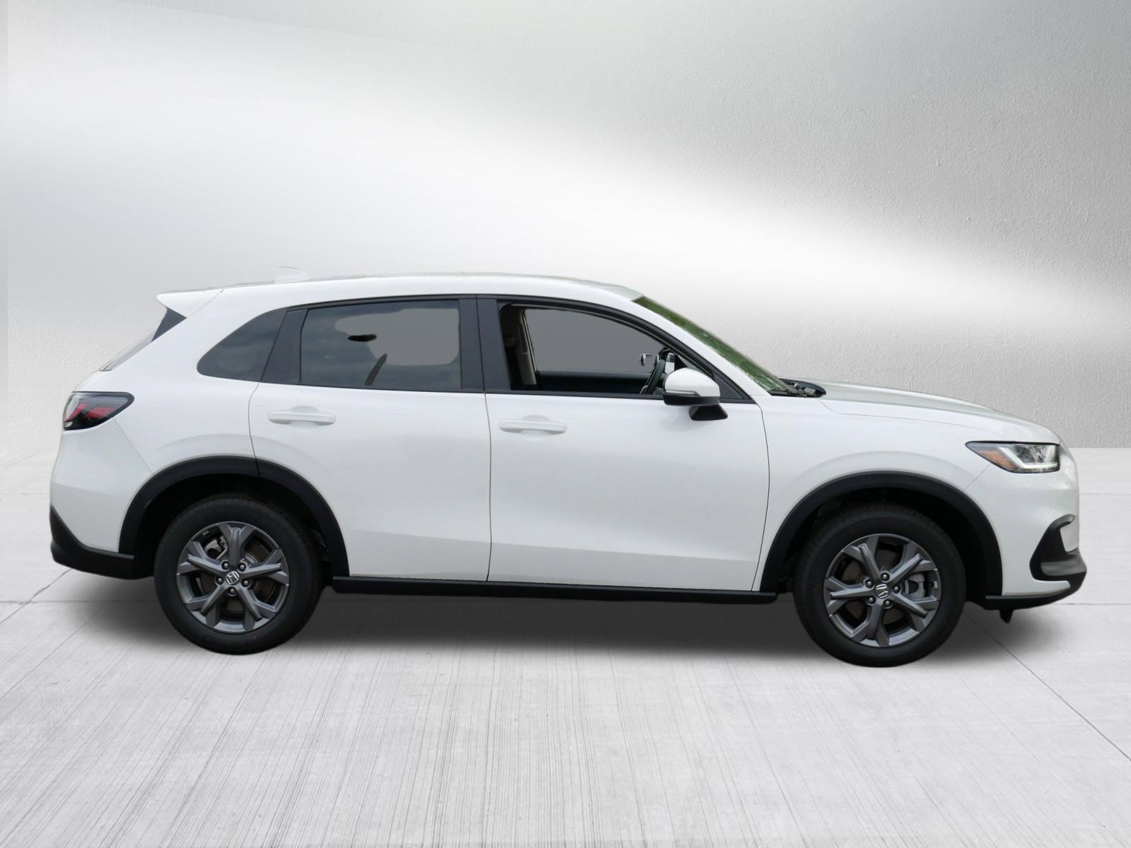 Used 2026 Honda HR-V LX image 8