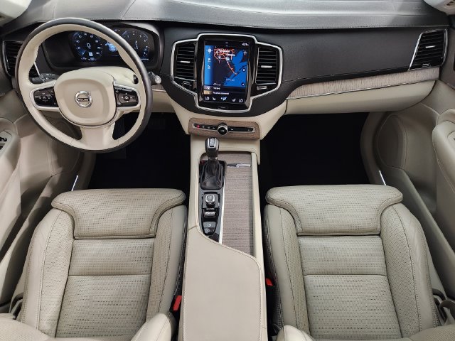 Used 2020 Volvo XC90 T6 Inscription w/ Advanced Package AWD/4WD image 4