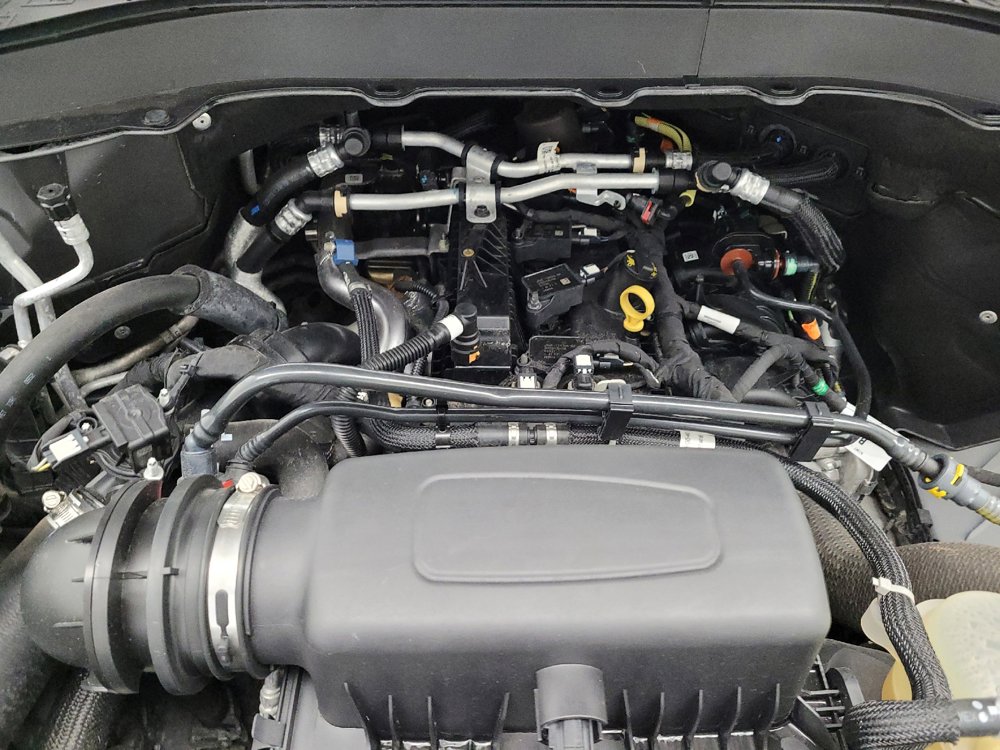 Used 2022 Ford Explorer XLT w/ Equipment Group 202A RWD image 30