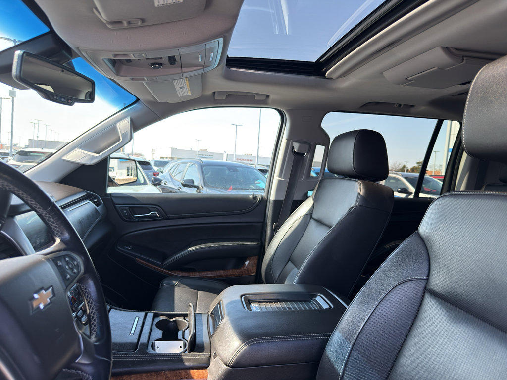 Used 2019 Chevrolet Suburban Premier image 26