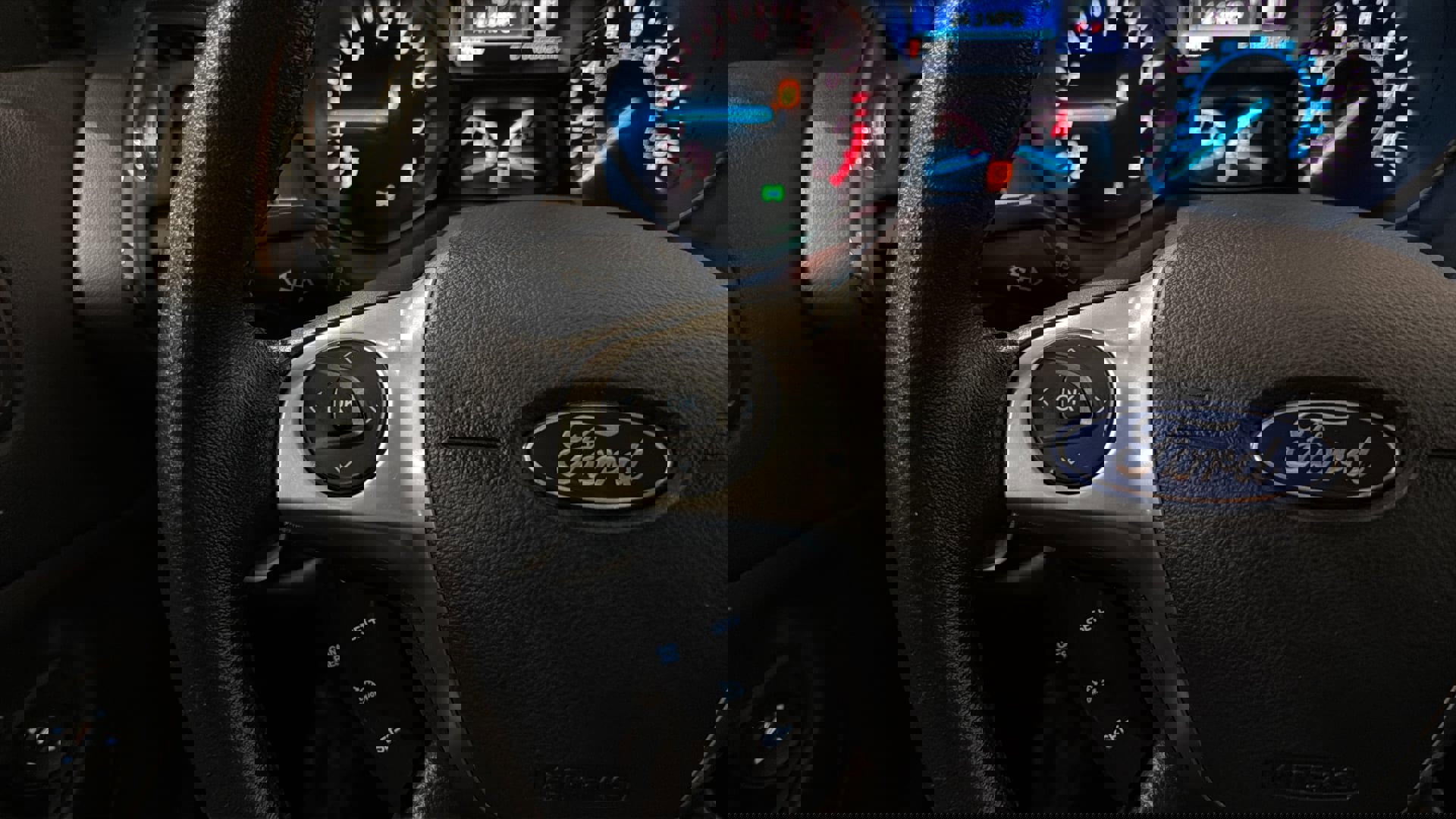 Used 2016 Ford Escape Titanium w/ Equipment Group 301A image 27