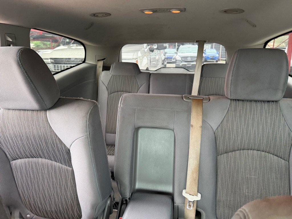 Used 2015 Chevrolet Traverse LS FWD image 31