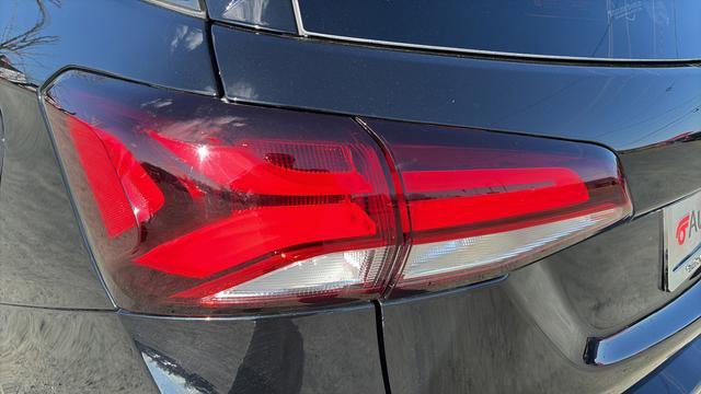 Used 2023 Chevrolet Equinox RS image 9