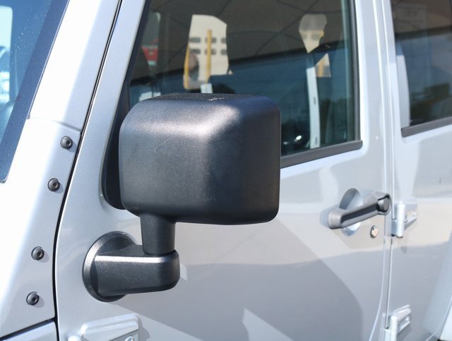 Used 2012 Jeep Wrangler Unlimited Rubicon image 13