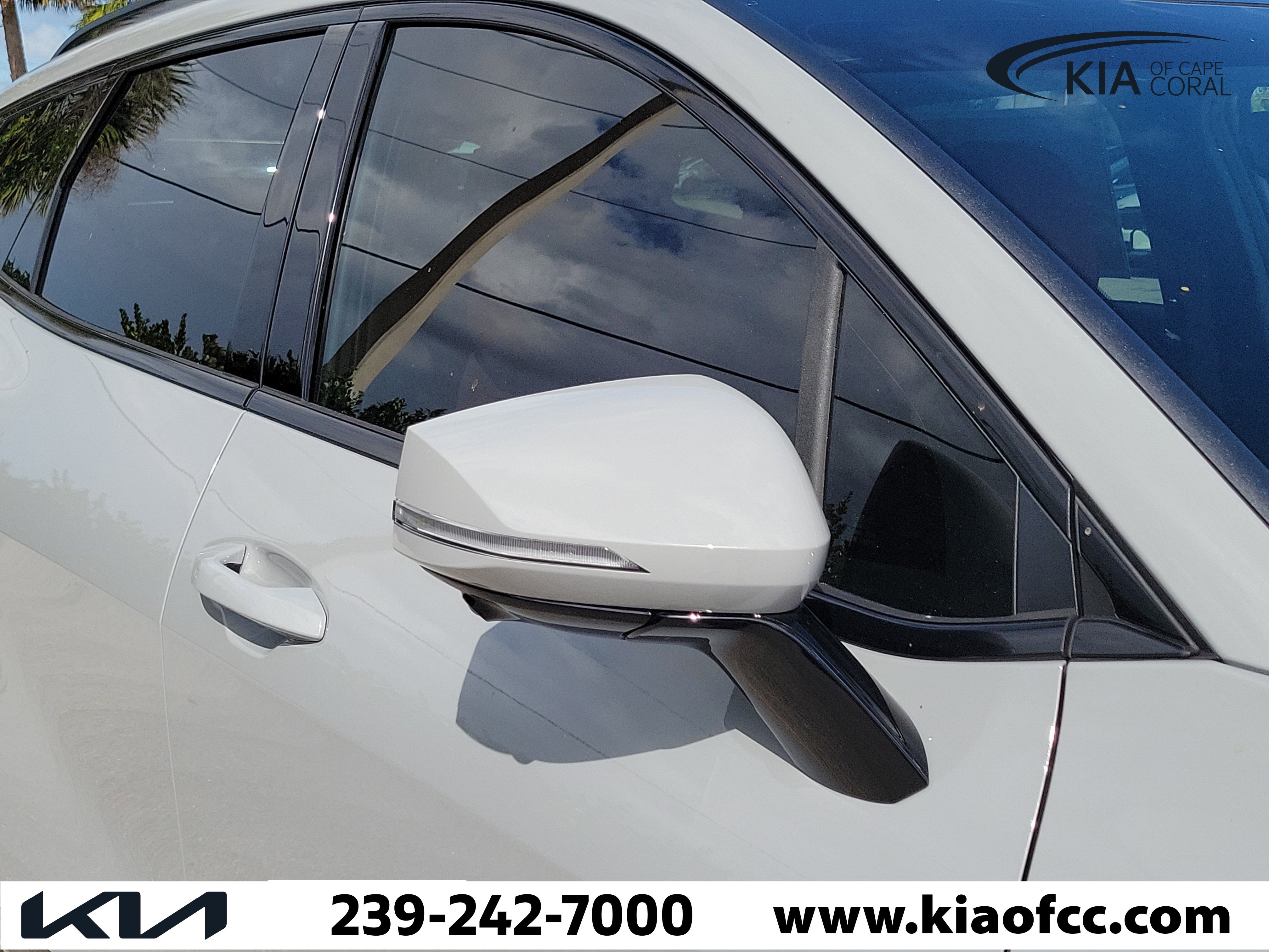 New 2026 Kia Sportage SX image 8
