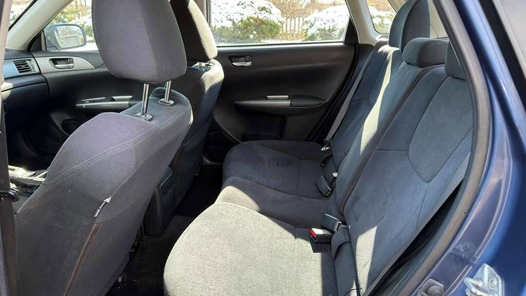 Used 2011 Subaru Impreza 2.5i image 15