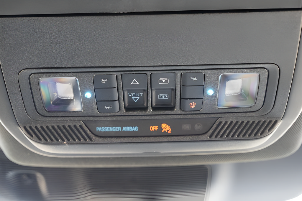 Used 2024 Ford Explorer ST-Line w/ Class IV Trailer Tow Package AWD/4WD image 21