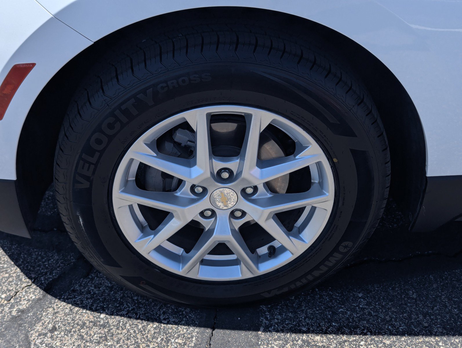 Used 2022 Chevrolet Equinox LS w/ LS Convenience Package FWD image 7