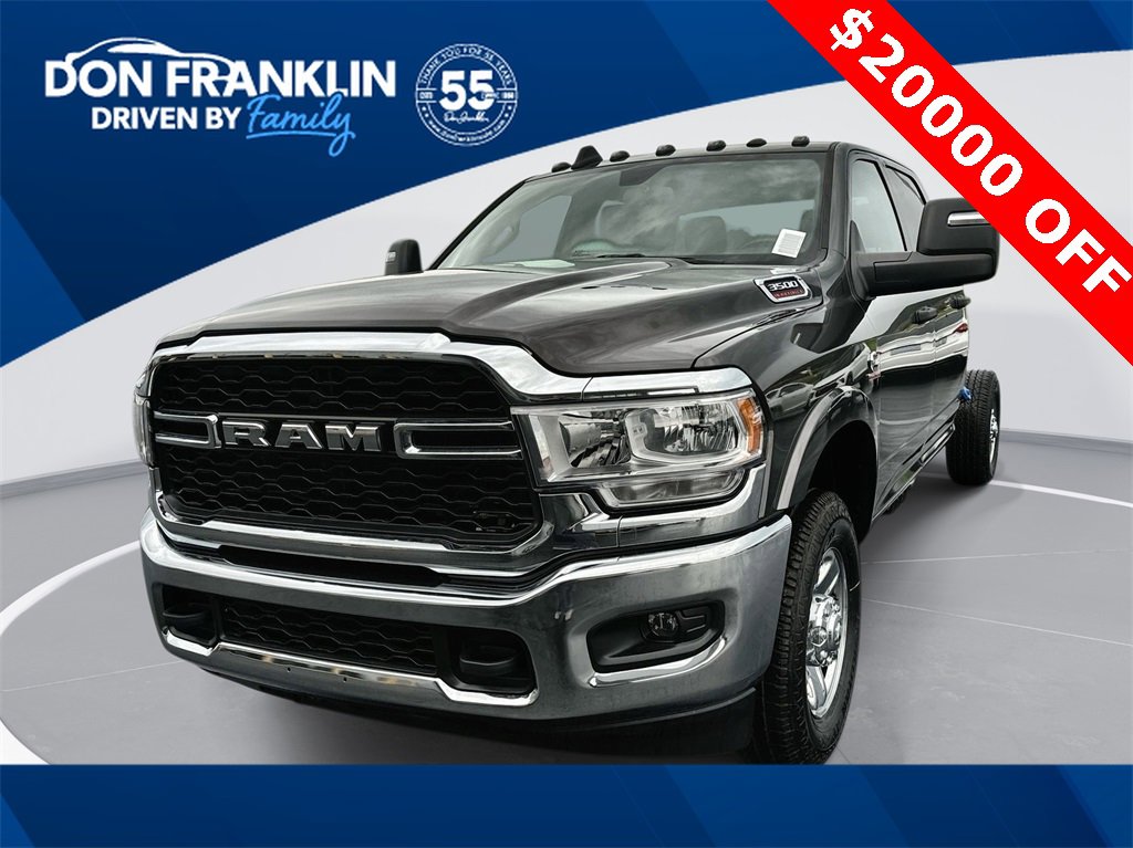 New 2024 RAM 3500 Tradesman w/ Chrome Appearance Group image 1