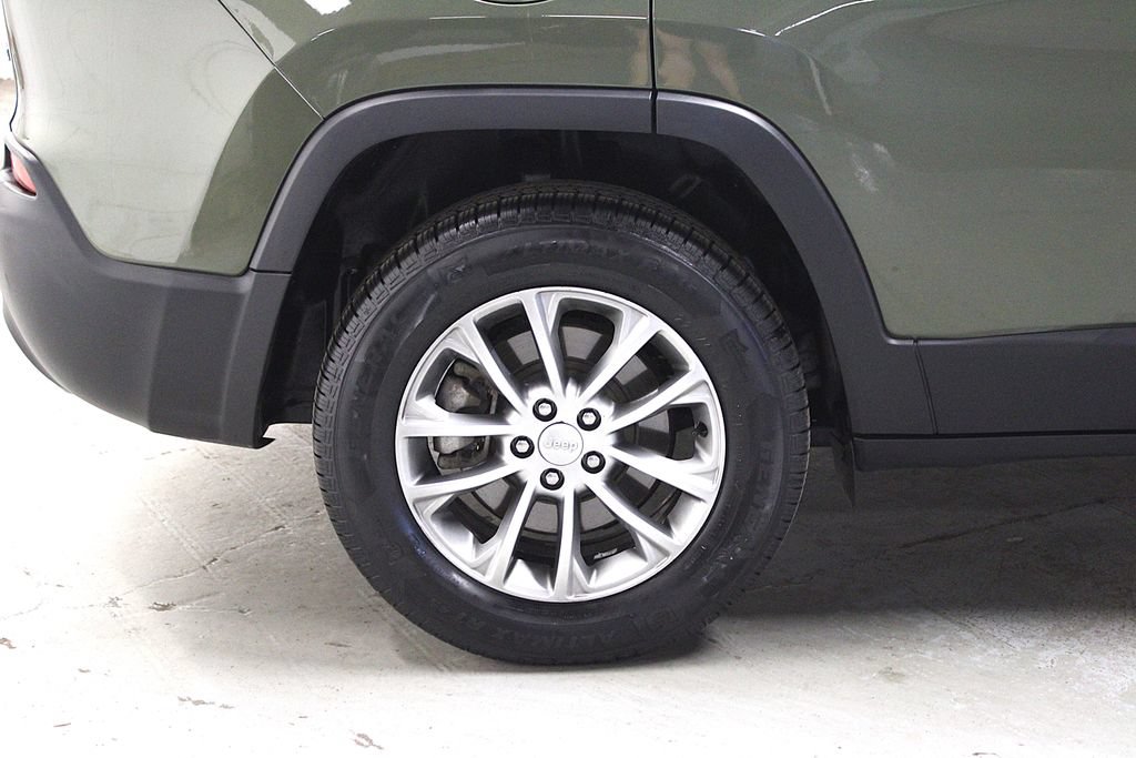 Certified 2021 Jeep Cherokee Latitude Lux w/ Sun & Sound Group AWD/4WD image 36