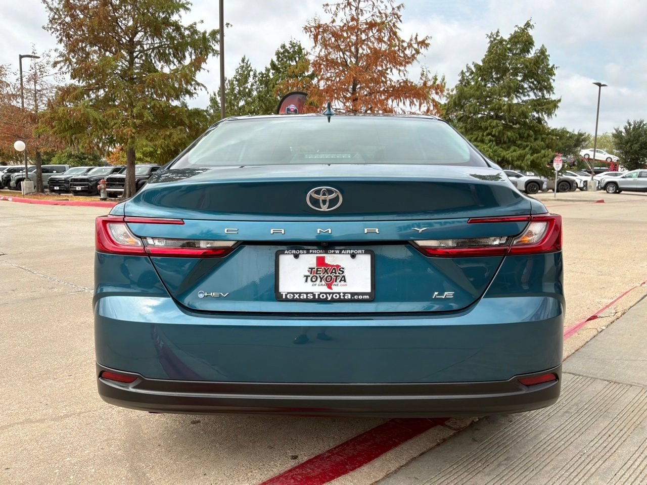 Used 2026 Toyota Camry LE FWD image 7