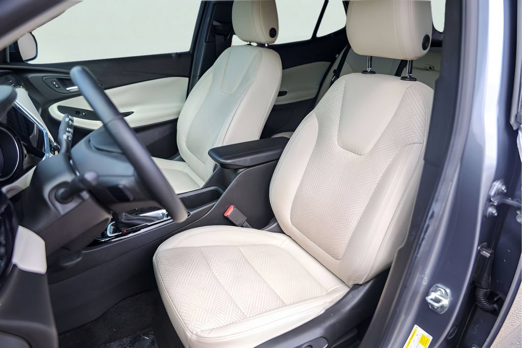 Used 2022 Buick Encore GX Essence w/ Experience Buick Package FWD image 10