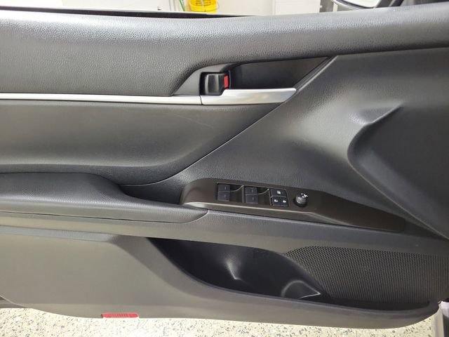 Used 2021 Toyota Camry SE FWD image 21