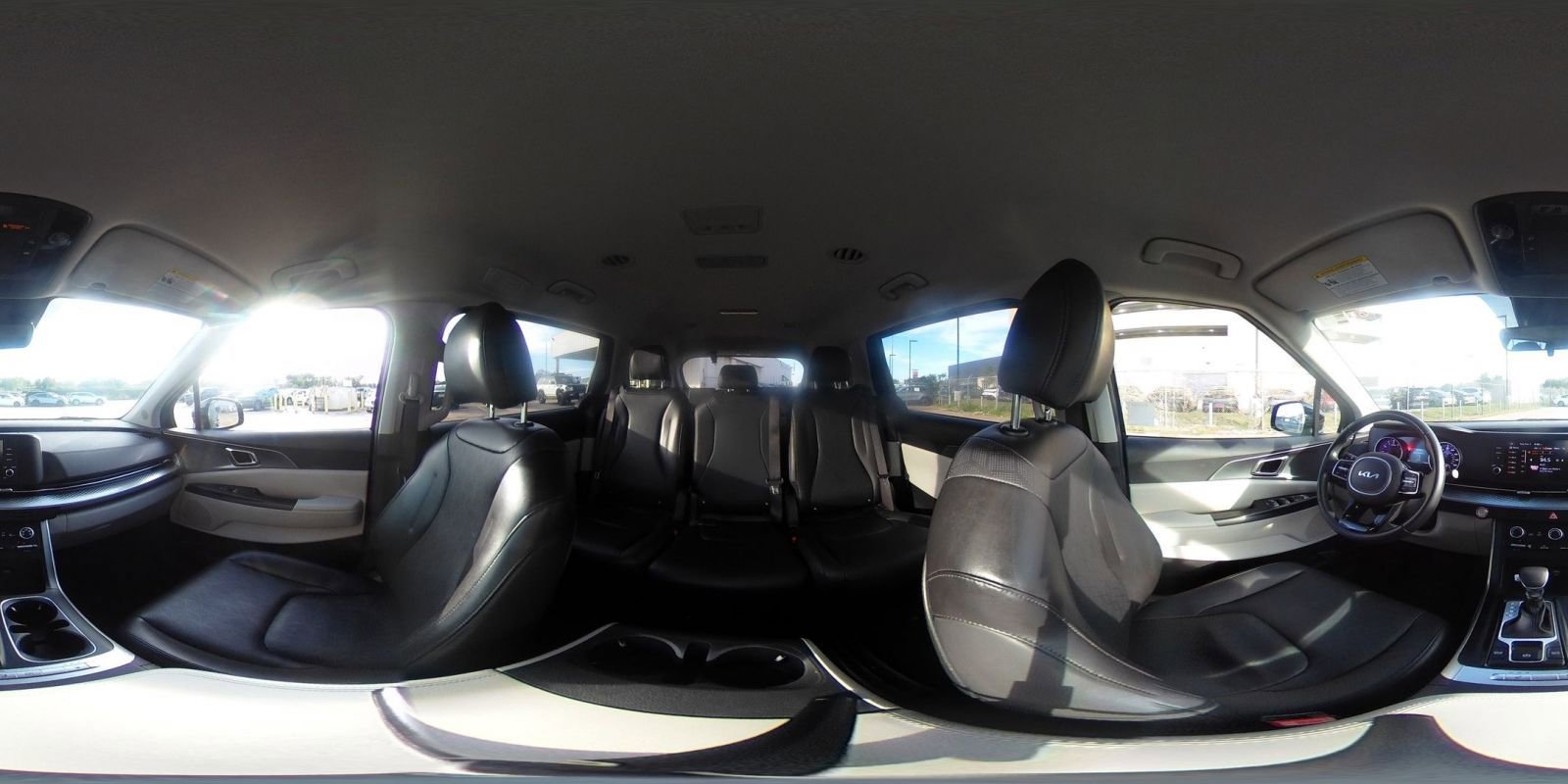 Used 2024 Kia Carnival LX image 43