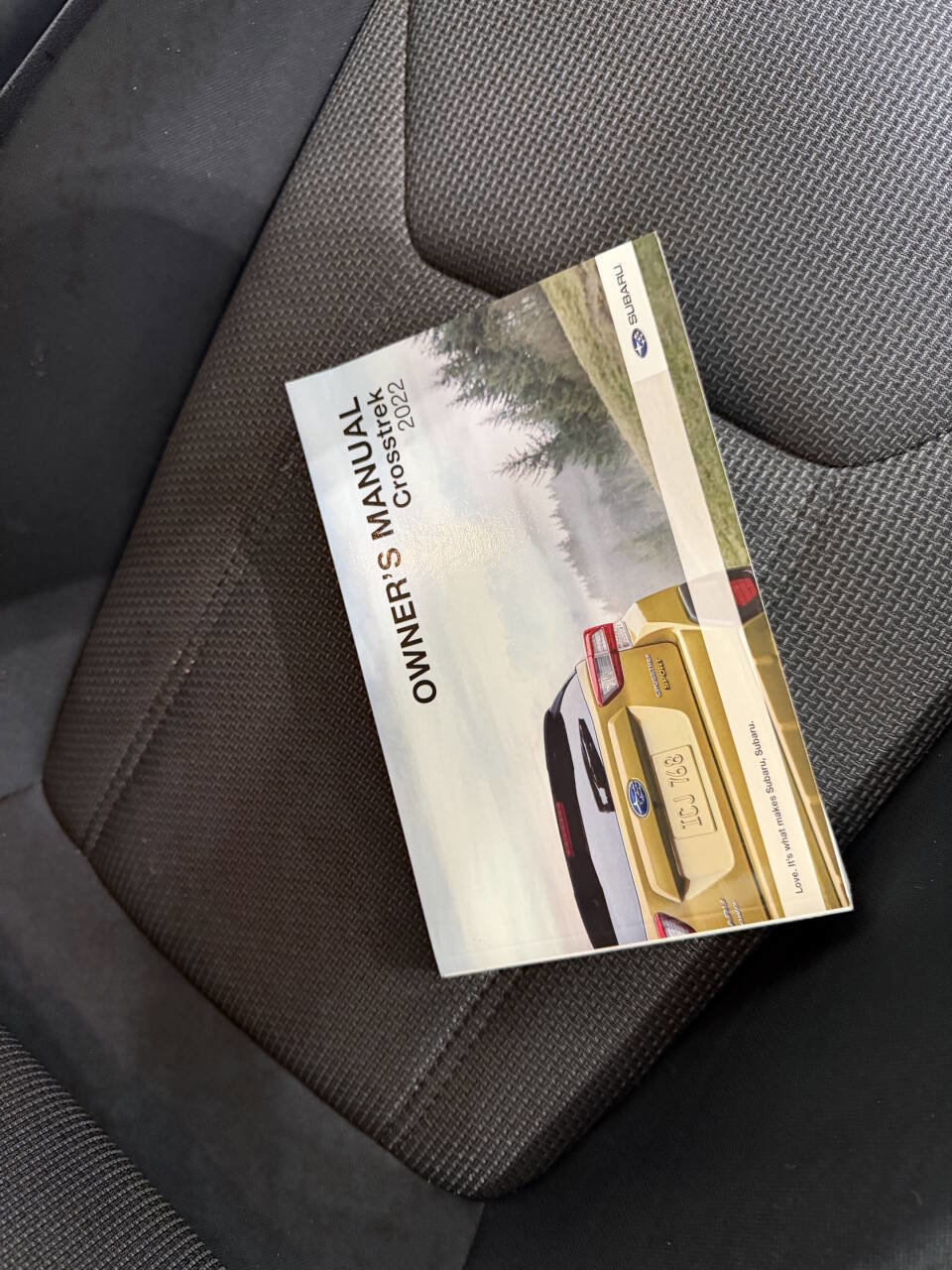 Used 2022 Subaru Crosstrek 2.0i image 5