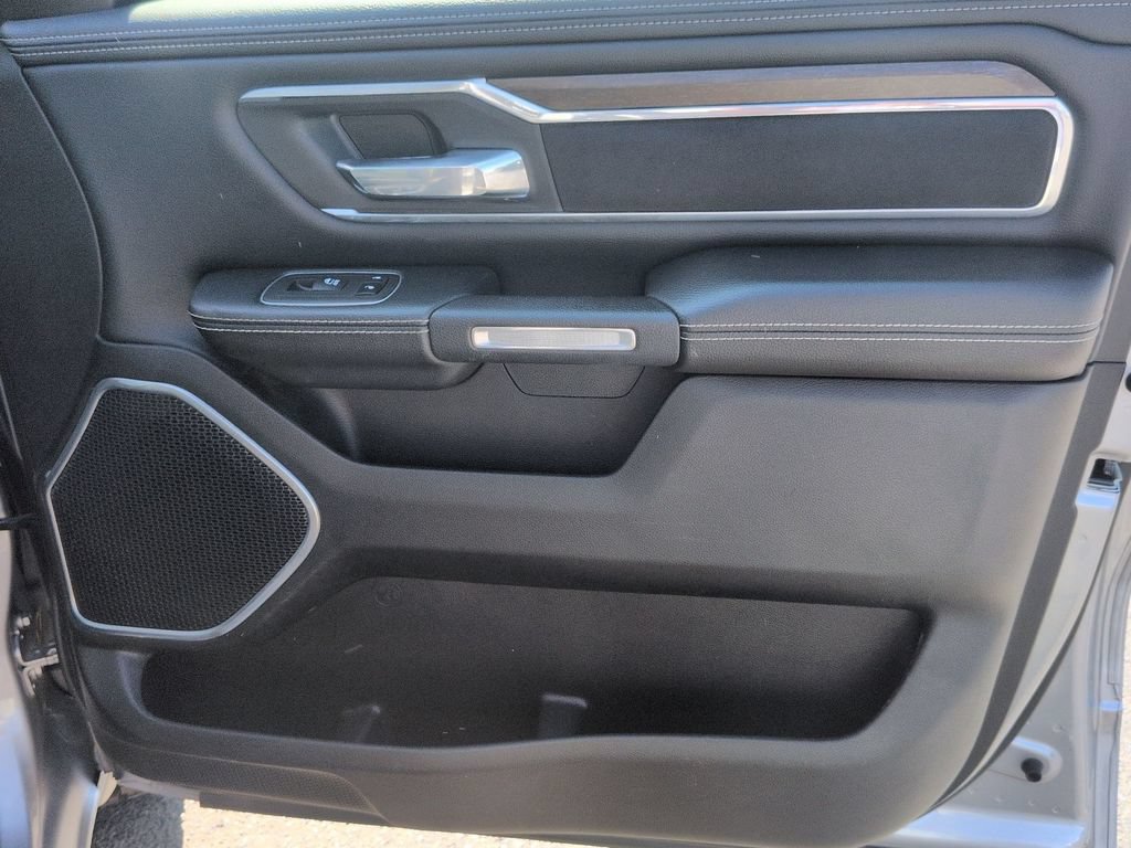 Used 2021 RAM 1500 Laramie AWD/4WD image 32