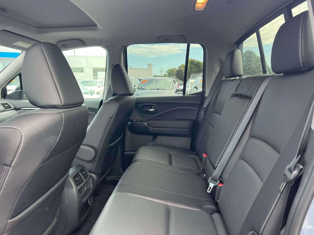 Used 2023 Honda Ridgeline RTL-E image 13