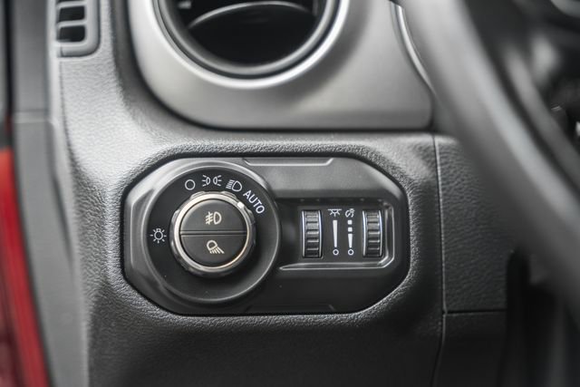 Used 2021 Jeep Gladiator Sport w/ Quick Order Package 24Q 80Th image 39