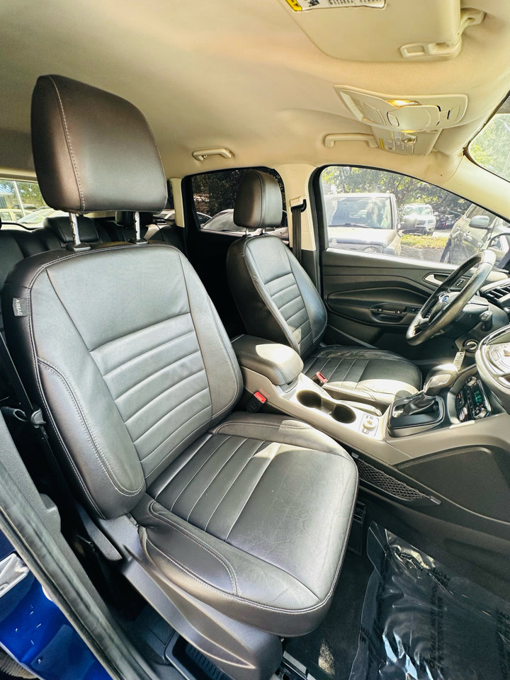 Used 2016 Ford Escape SE w/ SE Leather Comfort Package image 22