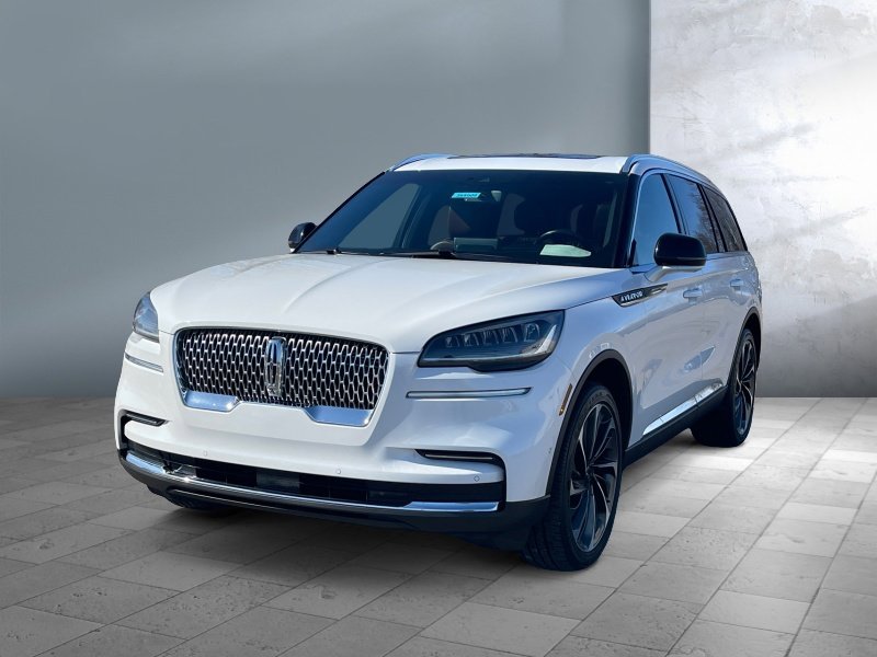 Used 2023 Lincoln Aviator Reserve w/ Equipment Group 201A image 8