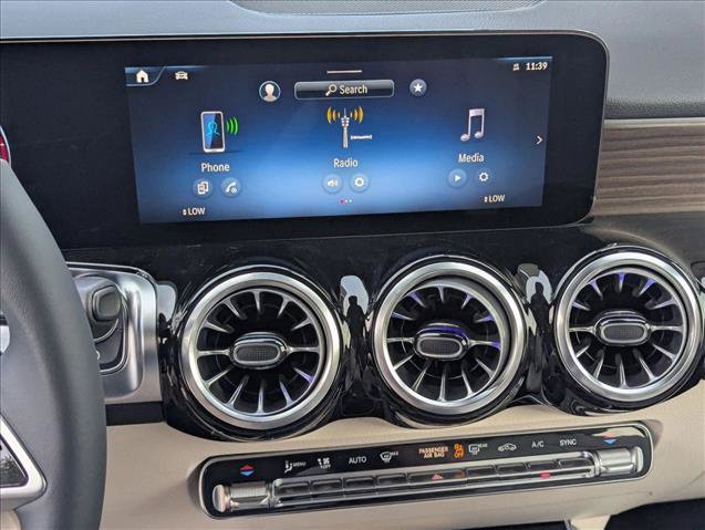 New 2026 Mercedes-Benz GLB 250 image 11