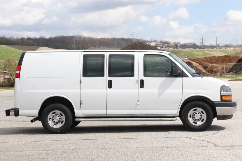 Used 2024 Chevrolet Express 2500 w/ Driver Convenience Package RWD image 9
