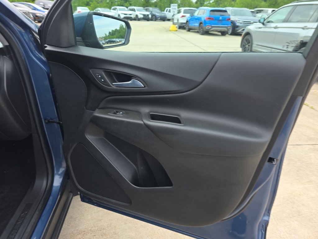 Used 2024 Chevrolet Equinox LT w/ LPO, Floor Liner Package FWD image 22