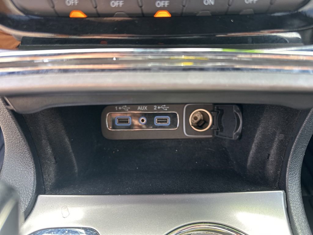 Used 2021 Jeep Grand Cherokee Limited w/ Luxury Group II image 21