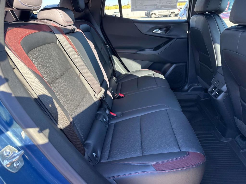 New 2026 Chevrolet Equinox RS w/ Convenience Package III FWD image 9