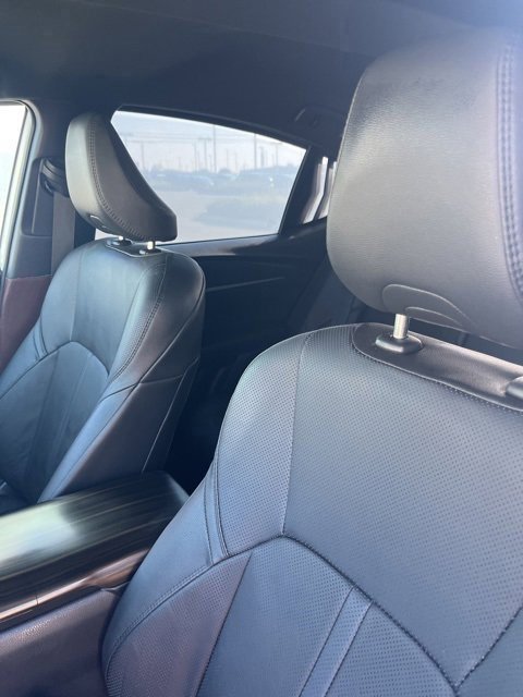 Used 2025 Toyota Camry XSE image 11