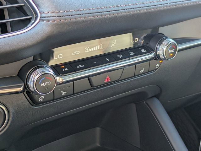 New 2026 MAZDA MAZDA3 Hatchback w/Premium Plus Pkg image 26