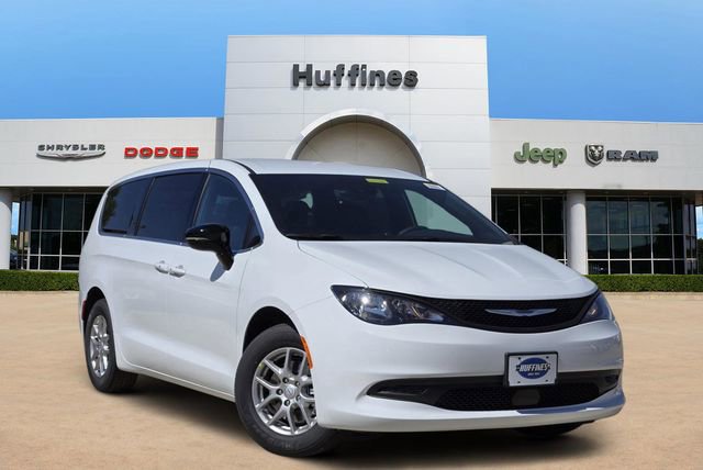 New 2026 Chrysler Voyager LX image 1