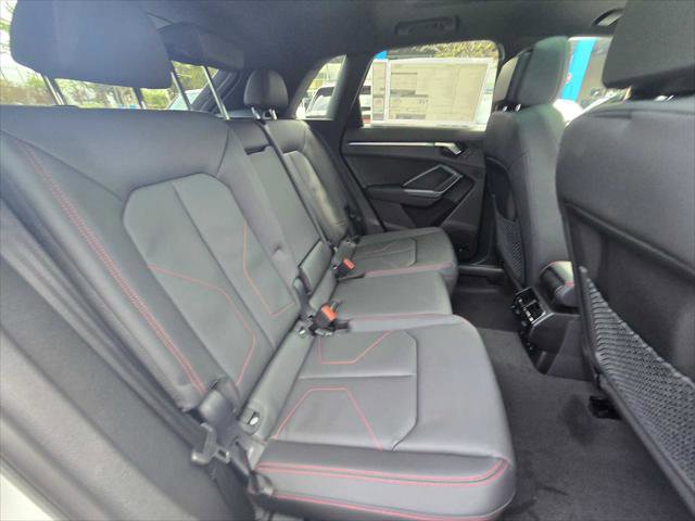 Used 2025 Audi Q3 2.0T Premium Plus w/ Premium Plus Package AWD/4WD image 13