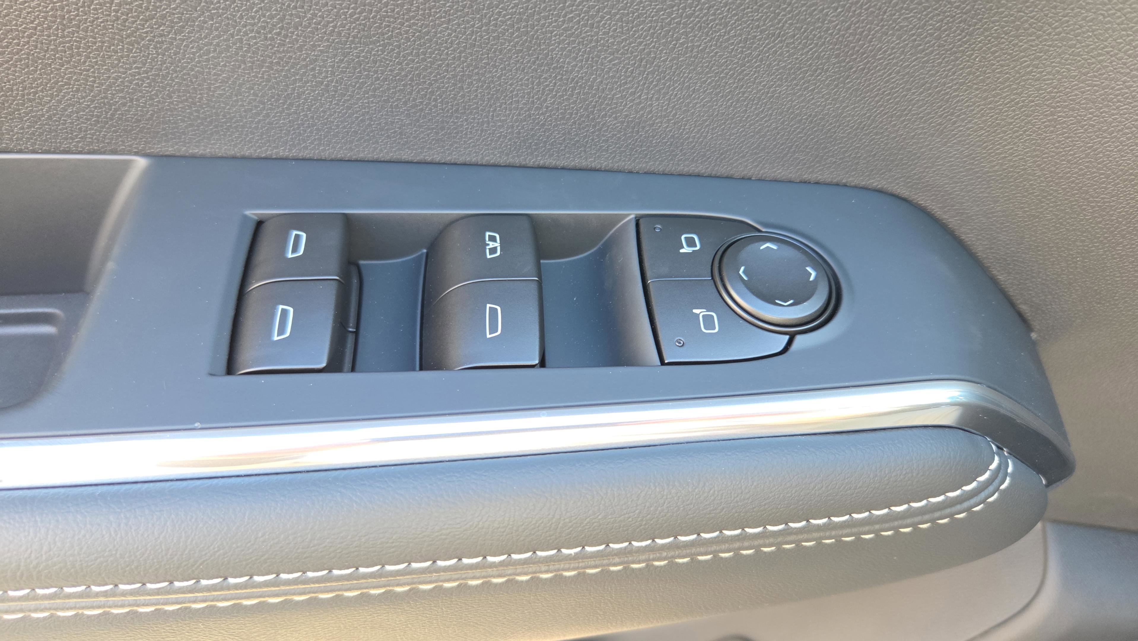 New 2026 GMC Acadia Elevation w/ Elevation Premium Package FWD image 27