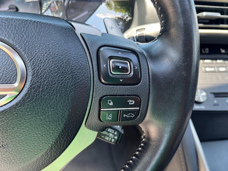 Used 2019 Lexus IS 300 image 16