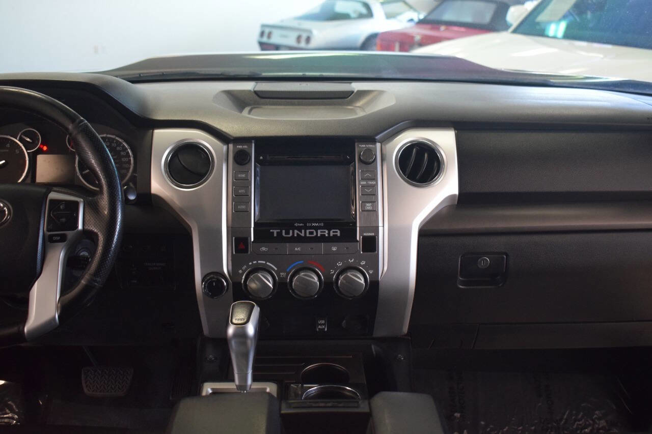 Used 2016 Toyota Tundra SR5 w/ TRD Off Road Package AWD/4WD image 59
