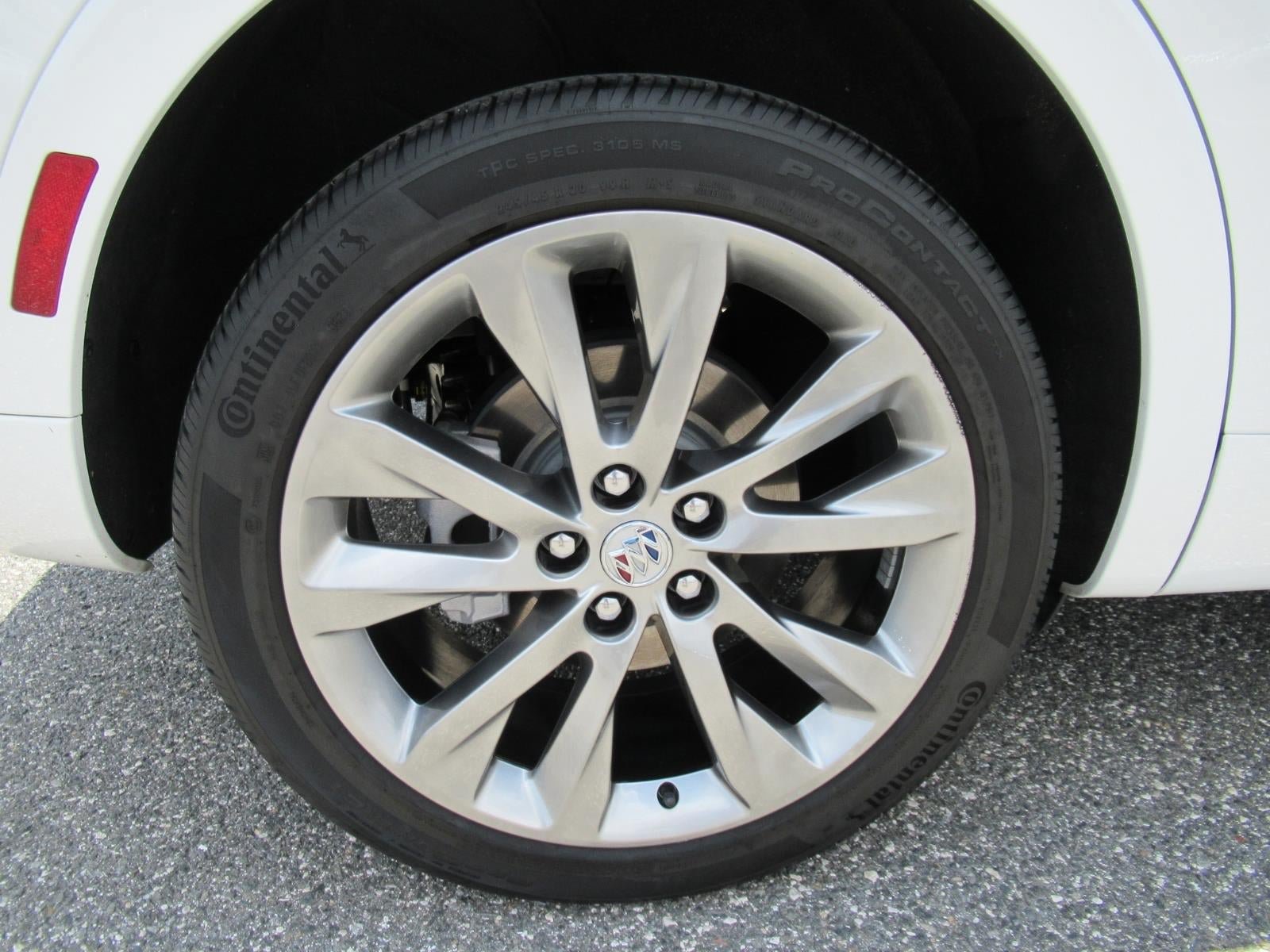 Used 2022 Buick Envision Avenir w/ Technology Package II FWD image 8