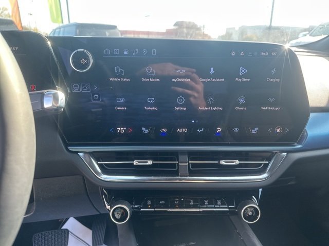 New 2026 Chevrolet Equinox EV LT image 22