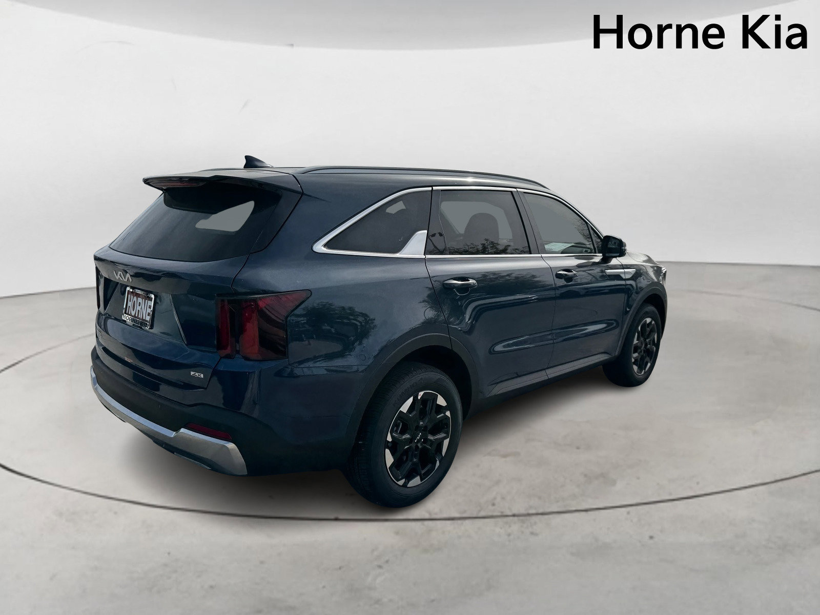 New 2026 Kia Sorento S image 4