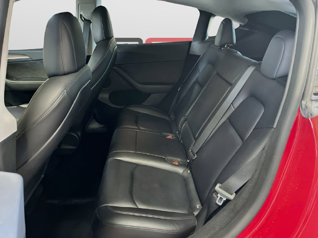 Used 2023 Tesla Model Y Performance AWD/4WD image 24